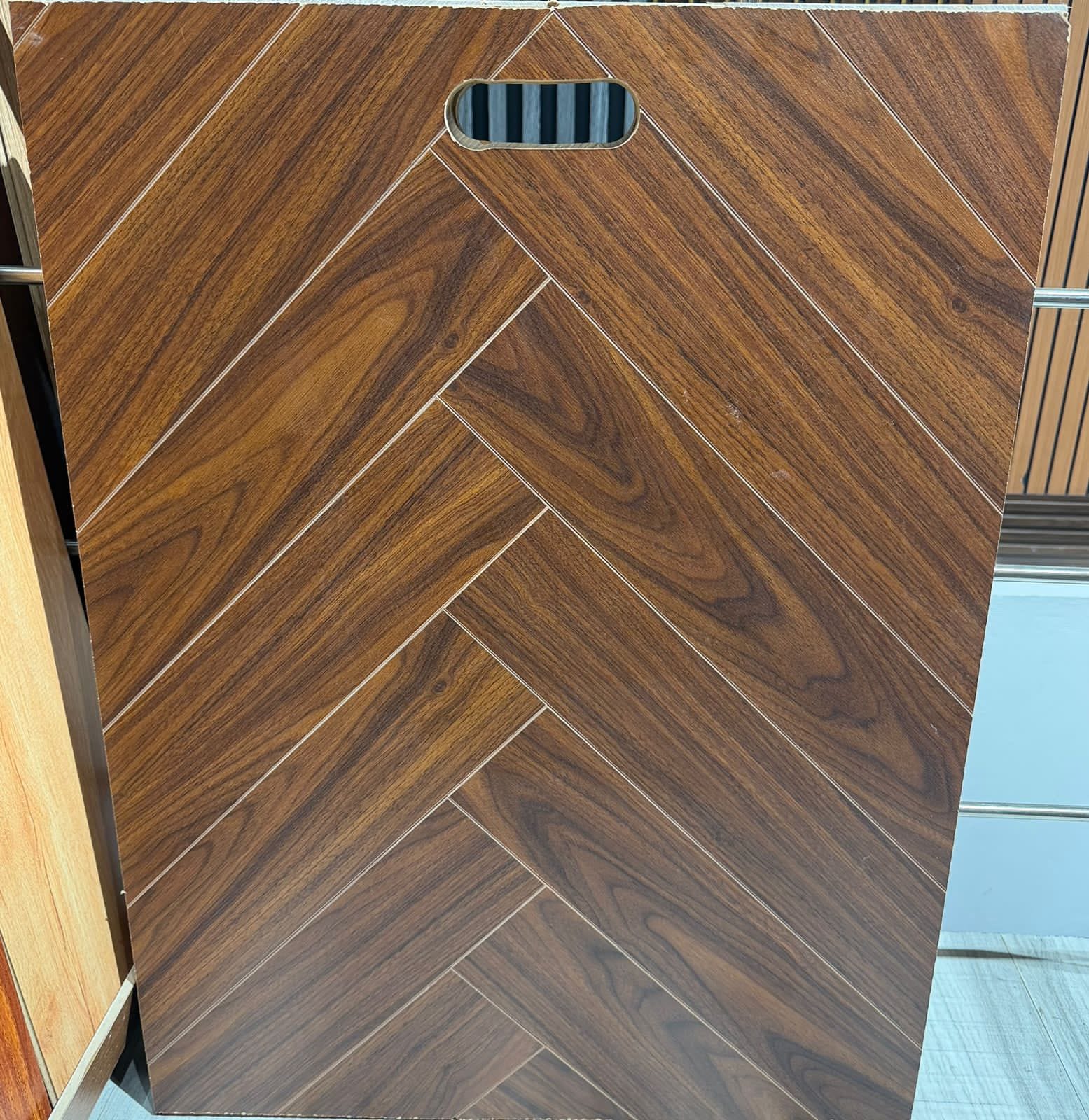 Modern Herringbone & Oak Wood Laminate Flooring | Decorea Home