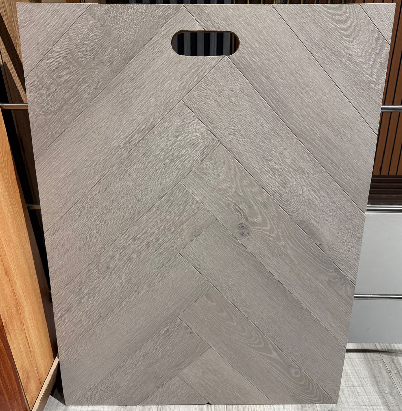 Modern Herringbone & Oak Wood Laminate Flooring | Decorea Home